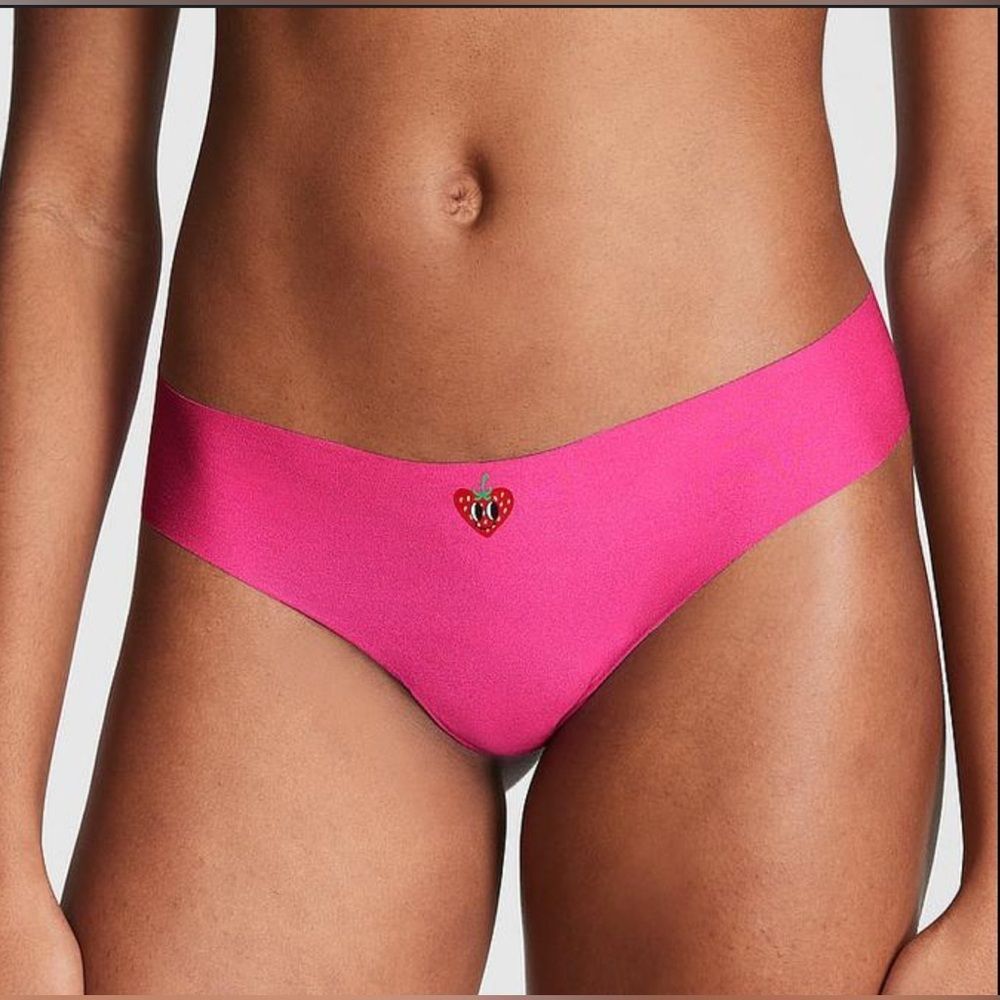 NWT SOLD OUT! VS RARE STYLE! XL *Enchanted Pink Strawberry* NO-SHOW THONG PANTY - Picture 7 of 7
